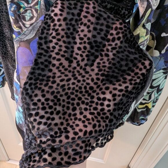 Hale Bob Velvet Burnout Top Black Blue Small - Picture 5 of 13